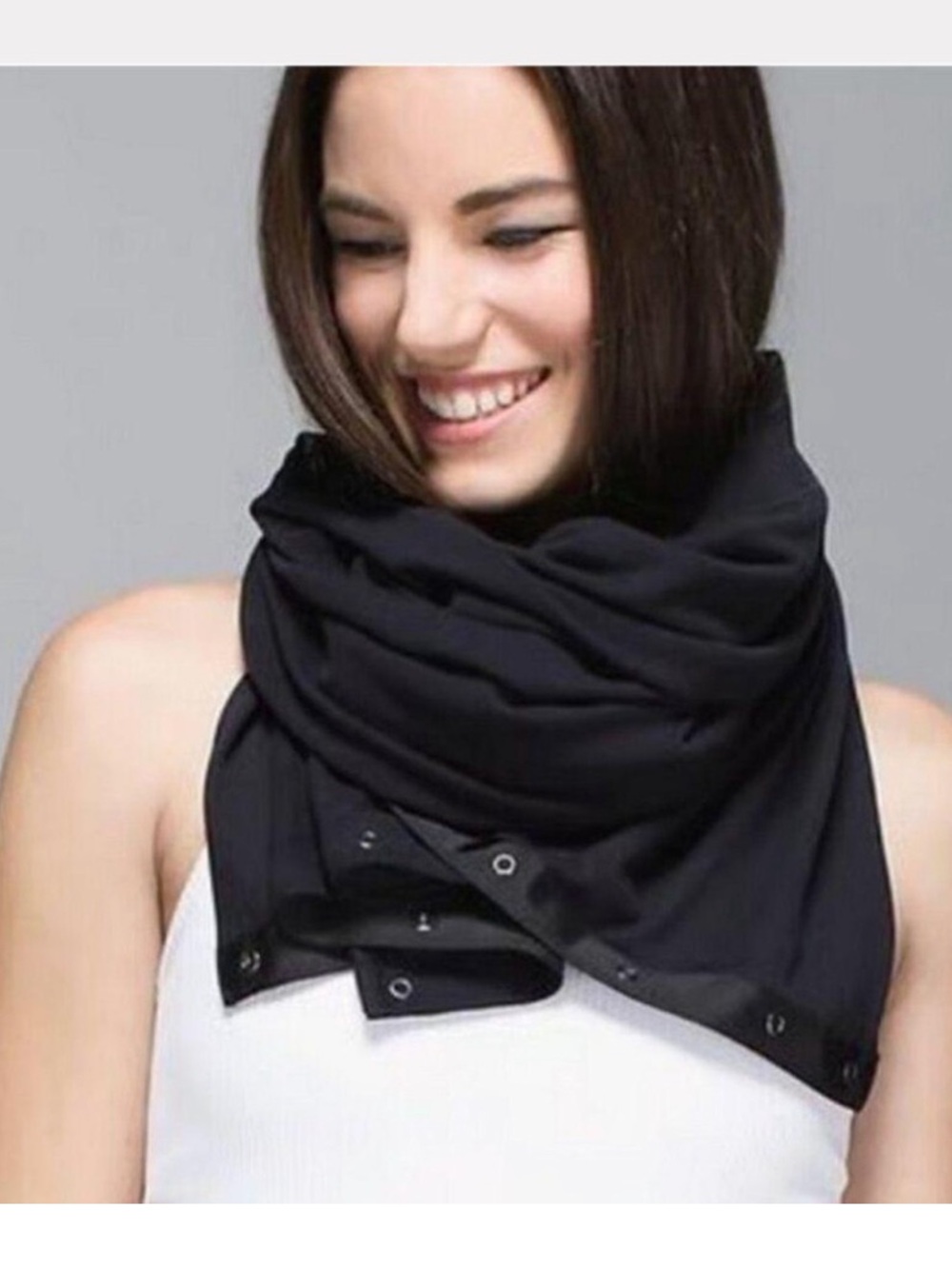 lululemon vinyasa scarf black snap convertible wrap - Picture 4 of 8